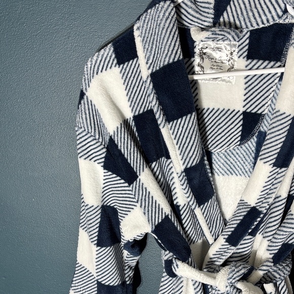 Kids Checkered Pajama Robe - Picture 4 of 6